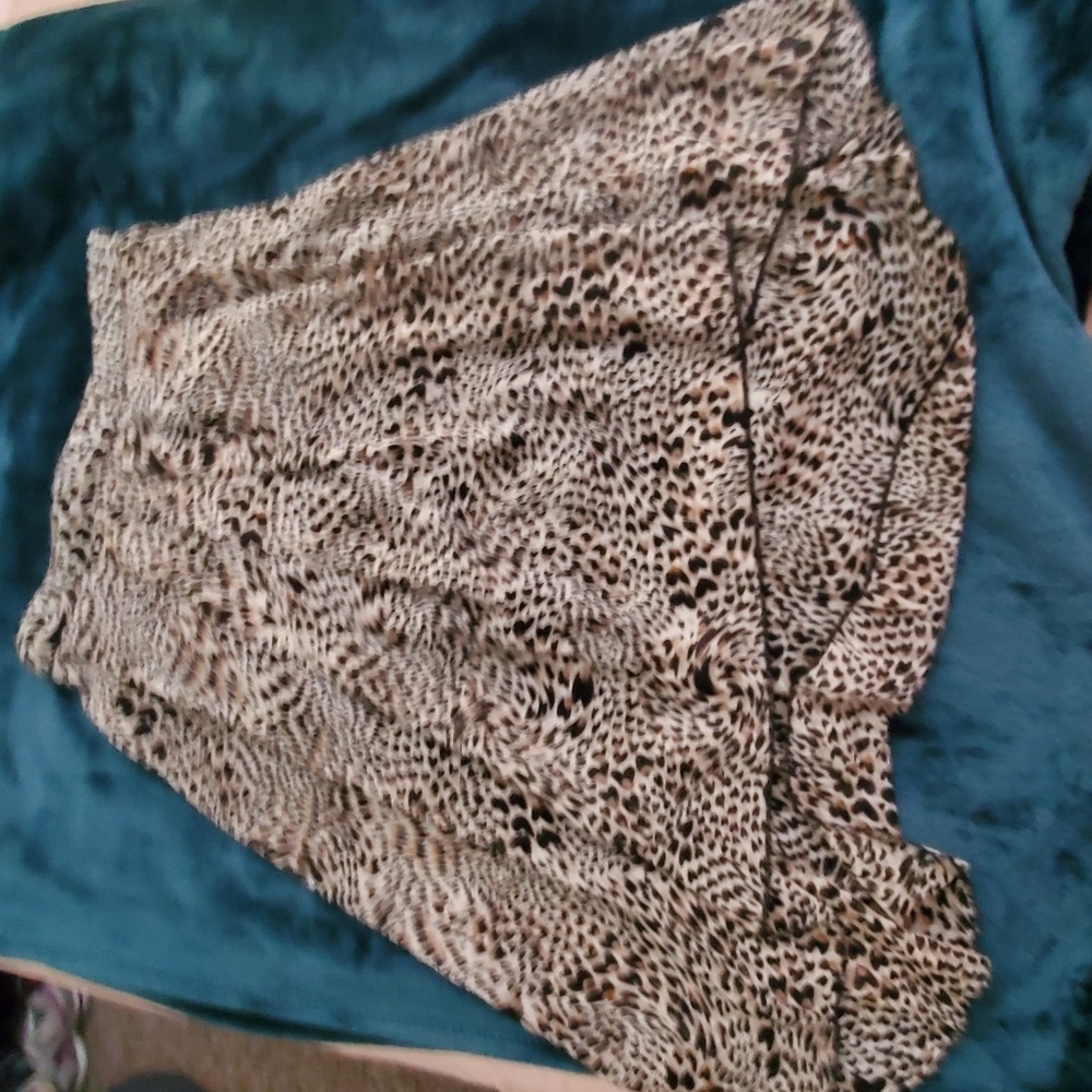 Shirt - Picture 7 of 8